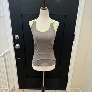 Woman Nike tank top